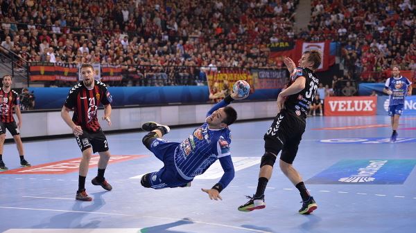 Vardar-Szeged_Banhidi_200.jpg