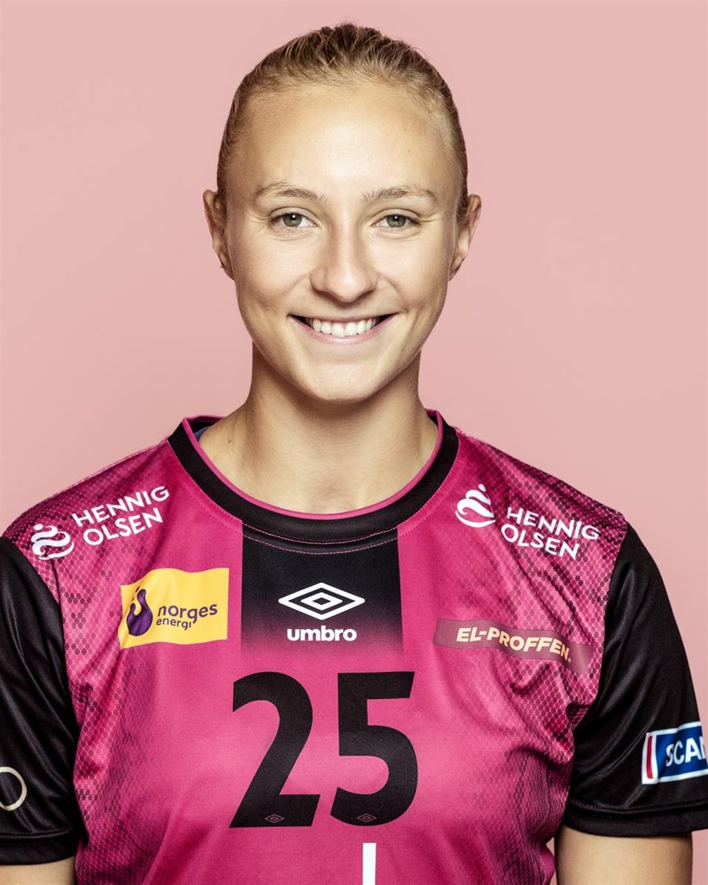 HENNY ELLA REISTAD - Career & Statistics | EHF