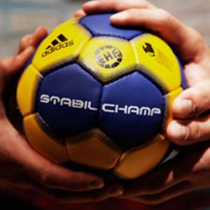 Inevitable Shipley Adolescente adidas Unveils New EHF Champions League Ball
