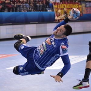 Vardar-Szeged_Banhidi_200