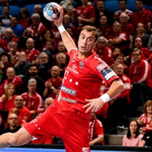 Barca-Veszprem_Ilic_200