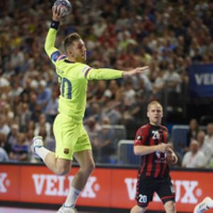 FINAL41920_Barca_200