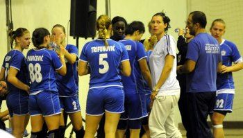 Bojana Popovic with the team